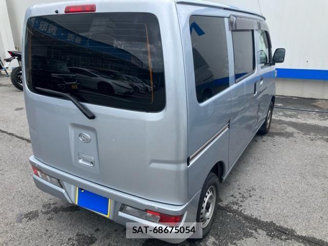 Daihatsu HIJET CARGO 2019-06 8230285-6