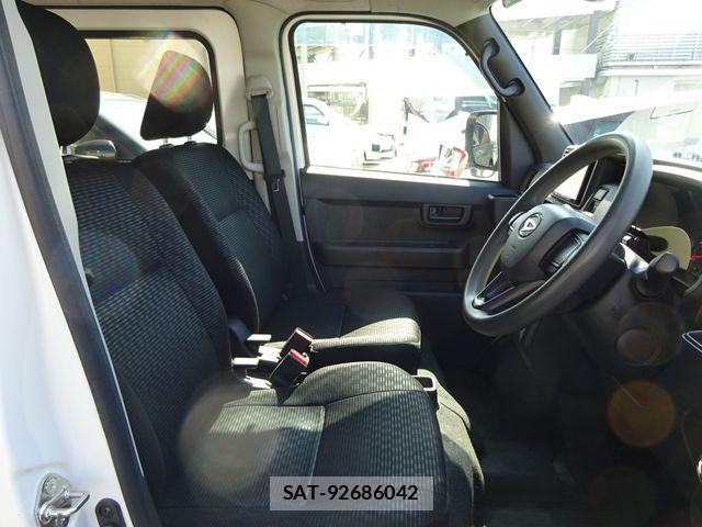 Daihatsu HIJET CARGO 2022-05 8245382-13