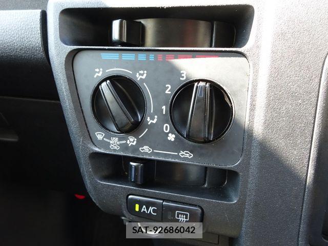 Daihatsu HIJET CARGO 2022-05 8245382-24