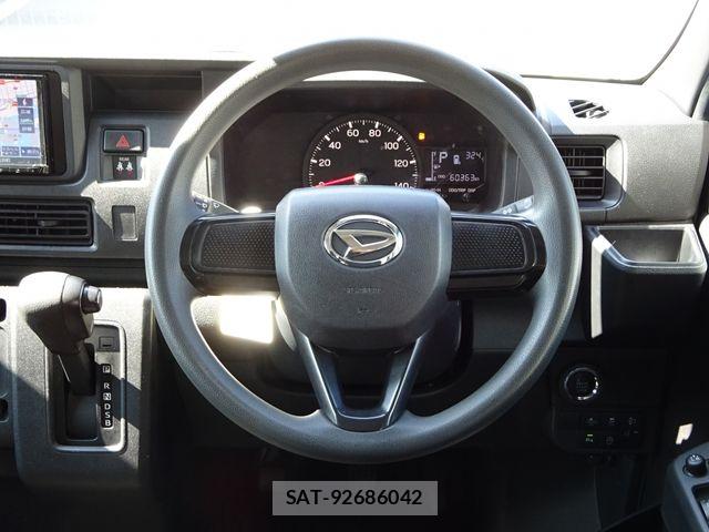 Daihatsu HIJET CARGO 2022-05 8245382-5