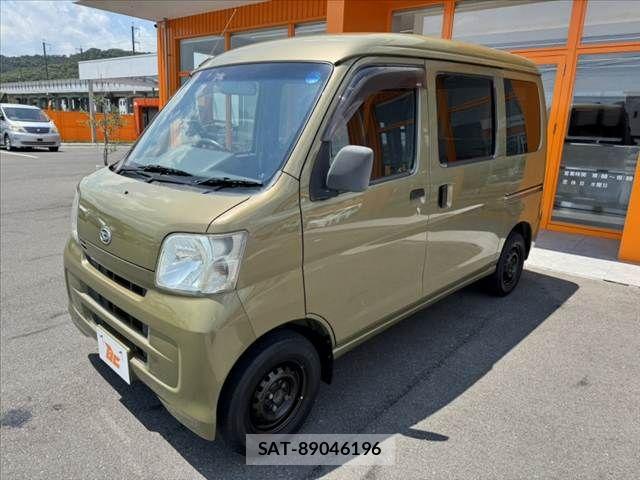 Daihatsu HIJET CARGO 2015-04 8245385-9