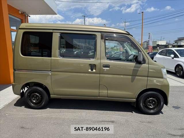 Daihatsu HIJET CARGO 2015-04 8245385-10