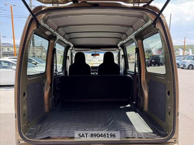 Daihatsu HIJET CARGO 2015-04 8245385-19