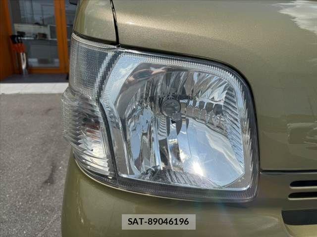 Daihatsu HIJET CARGO 2015-04 8245385-29