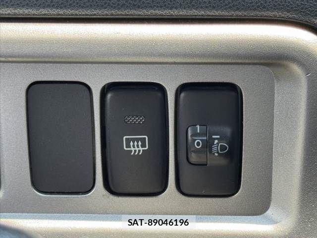 Daihatsu HIJET CARGO 2015-04 8245385-5