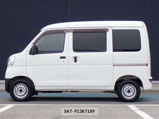 Daihatsu HIJET CARGO 2021-05 8245380-17