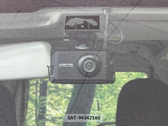 Daihatsu HIJET CARGO 2021-06 8245384-3