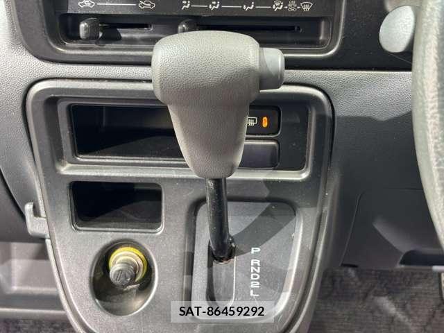 Daihatsu HIJET CARGO 2009-06 8245386-22