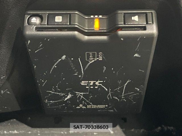 Daihatsu HIJET CARGO 2021-06 8245383-4