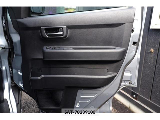 Daihatsu HIJET CARGO 2023-11 8314722-14