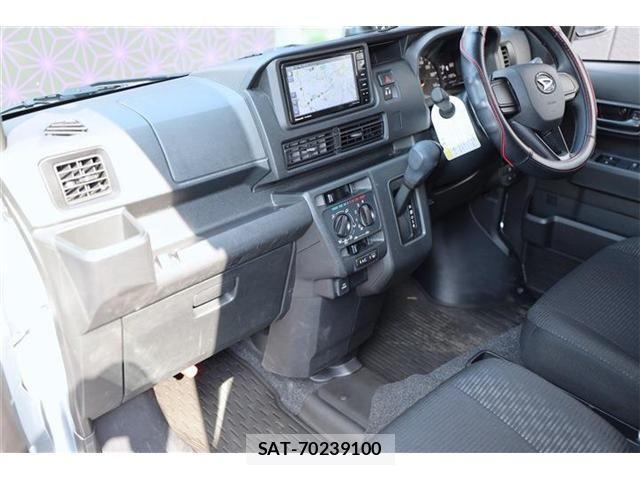 Daihatsu HIJET CARGO 2023-11 8314722-24