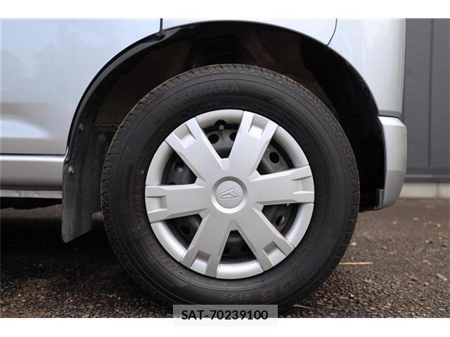 Daihatsu HIJET CARGO 2023-11 8314722-2