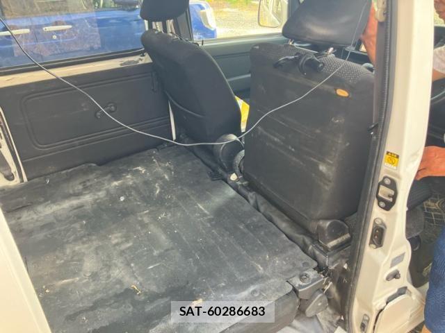 Daihatsu HIJET CARGO 2018-09 8314729-14