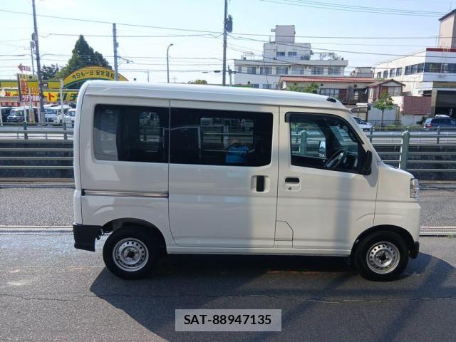 Daihatsu HIJET CARGO 2022-03 8314725-9