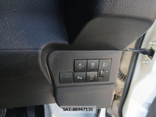 Daihatsu HIJET CARGO 2022-03 8314725-14