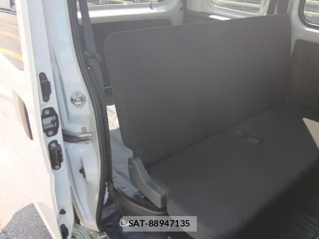 Daihatsu HIJET CARGO 2022-03 8314725-24