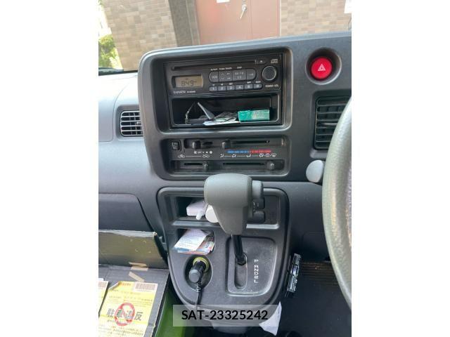 Daihatsu HIJET CARGO 2009-07 8314731-18