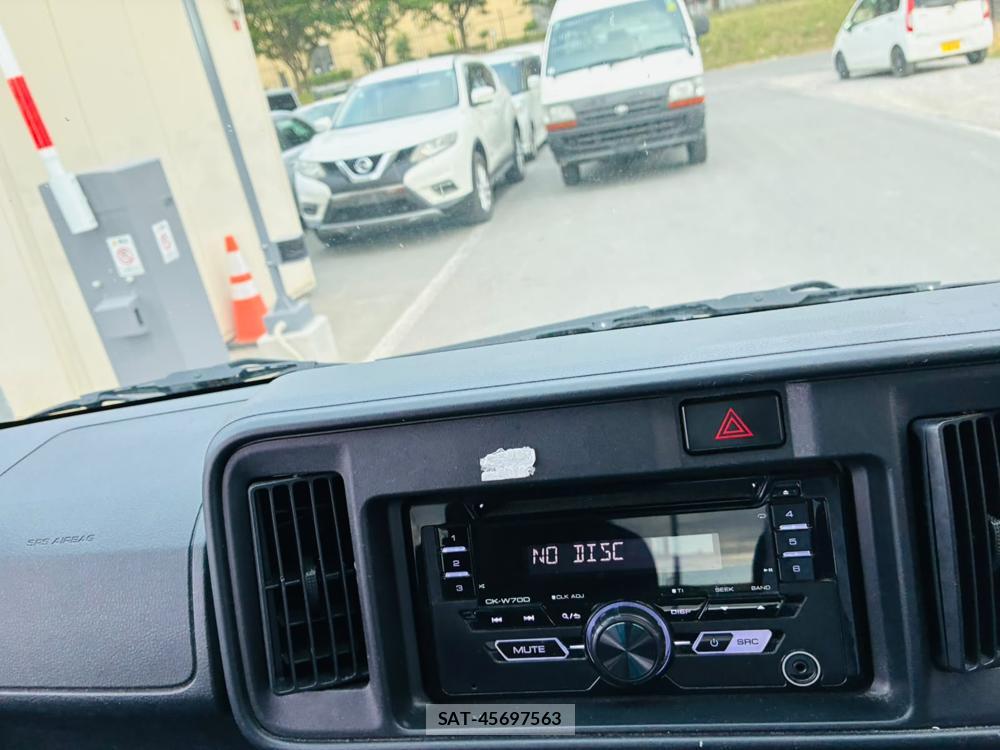 Daihatsu HIJET CARGO 2020 8199203-18