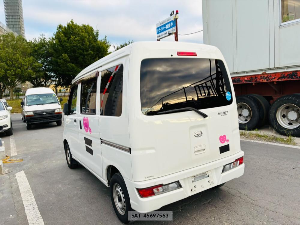 Daihatsu HIJET CARGO 2020 8199203-2