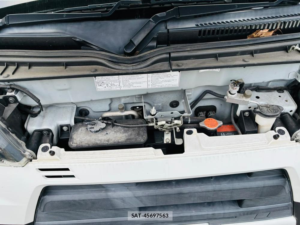 Daihatsu HIJET CARGO 2020 8199203-33