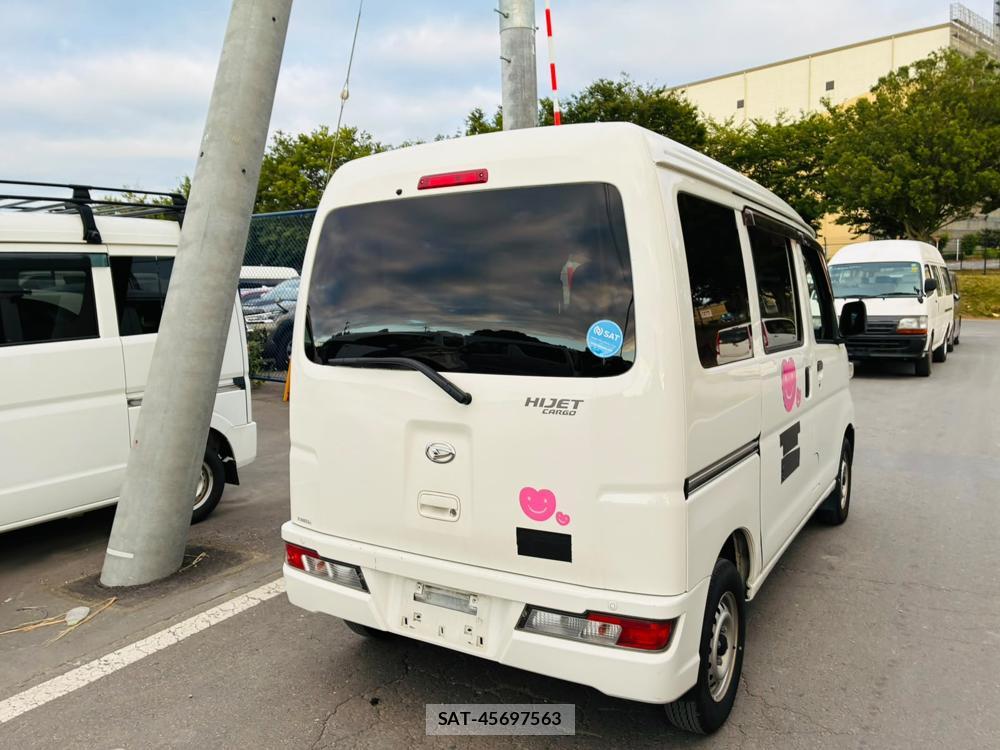 Daihatsu HIJET CARGO 2020 8199203-4