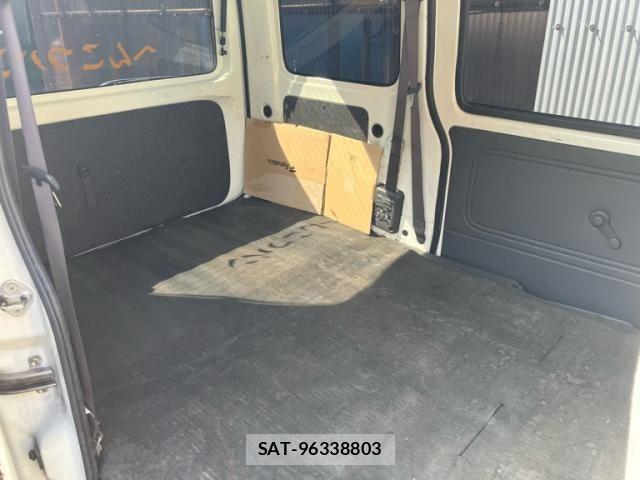 Daihatsu HIJET CARGO 2012-03 8336132-17