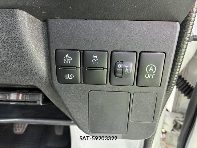 Daihatsu HIJET CARGO 2021-06 8336118-6