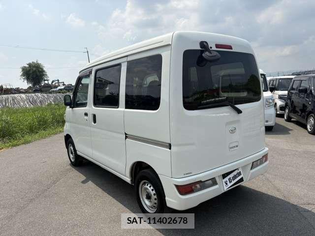 Daihatsu HIJET CARGO 2020-07 8336127-6