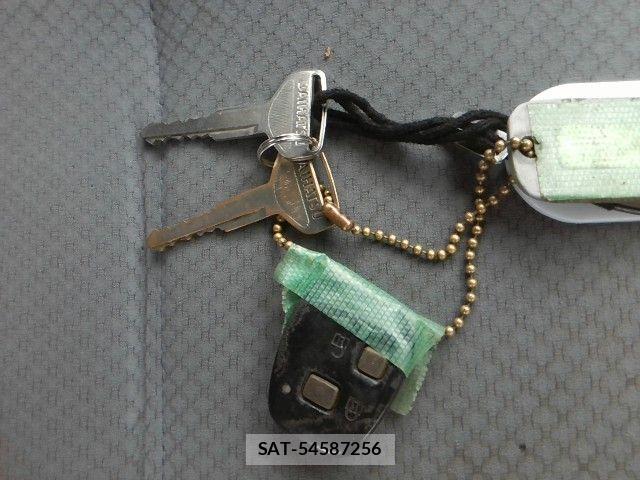 Daihatsu HIJET CARGO 2014-07 8336111-8