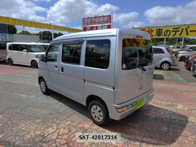 Daihatsu HIJET CARGO 2022-01 8336116-11