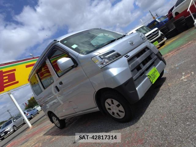 Daihatsu HIJET CARGO 2022-01 8336116-24