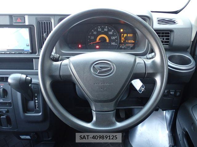 Daihatsu HIJET CARGO 2020-05 8336117-6