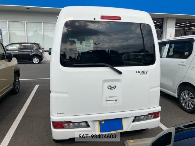 Daihatsu HIJET CARGO 2017-12 8336129-1