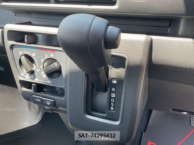 Daihatsu HIJET CARGO 2026-08 8336115-14