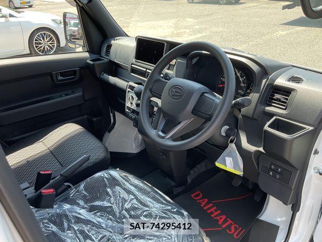 Daihatsu HIJET CARGO 2026-08 8336115-15