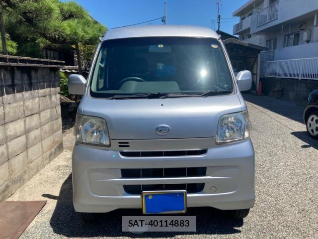 Daihatsu HIJET CARGO 2015-08 8354618-0