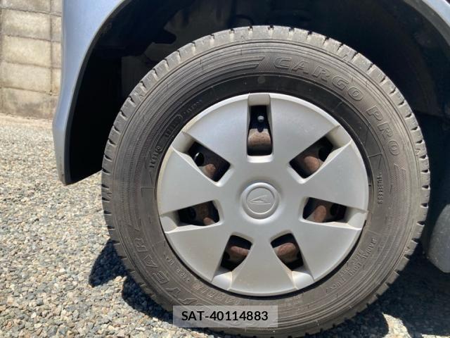 Daihatsu HIJET CARGO 2015-08 8354618-11