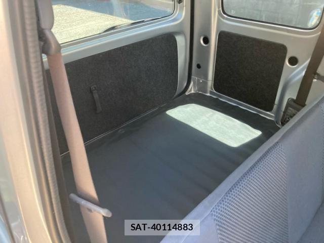 Daihatsu HIJET CARGO 2015-08 8354618-17