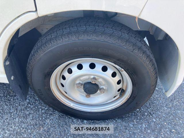 Daihatsu HIJET CARGO 2017-05 8354617-9
