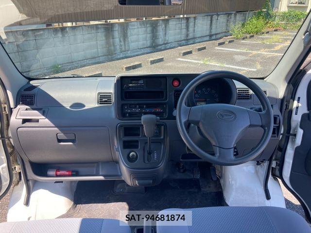 Daihatsu HIJET CARGO 2017-05 8354617-1