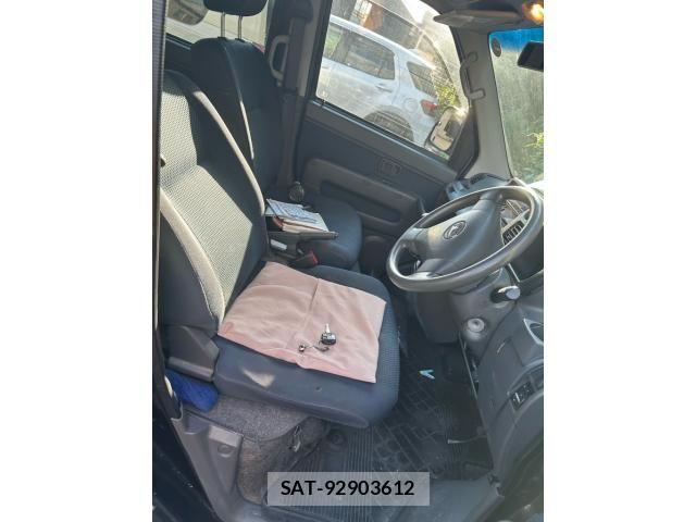 Daihatsu HIJET CARGO 2017-07 8366205-9