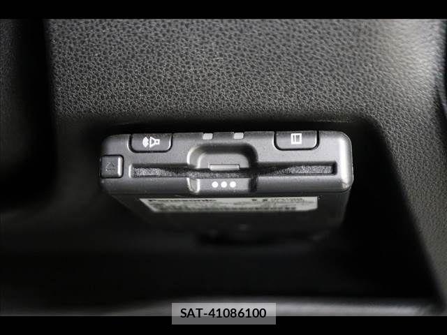 Daihatsu HIJET CARGO 2021-09 8366206-3