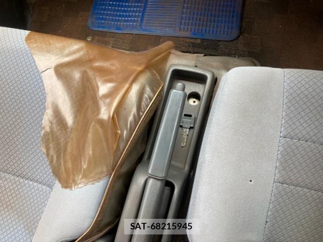 Daihatsu HIJET CARGO 2010-11 8366208-19