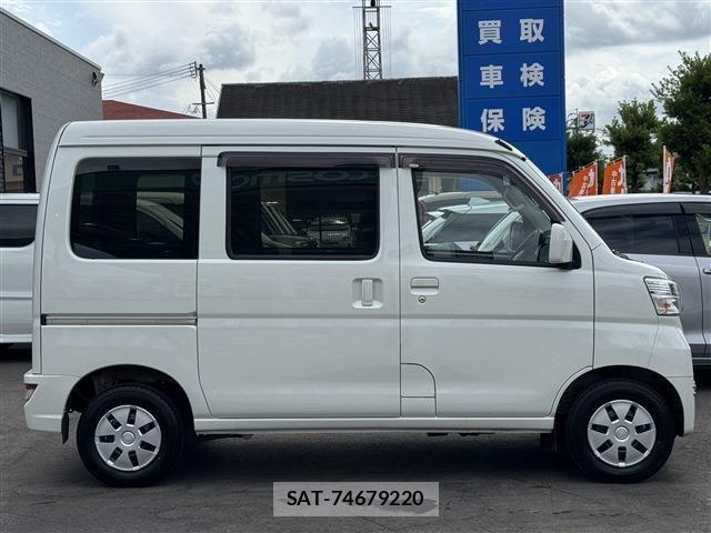 Daihatsu HIJET CARGO 2021-07 8366199-6