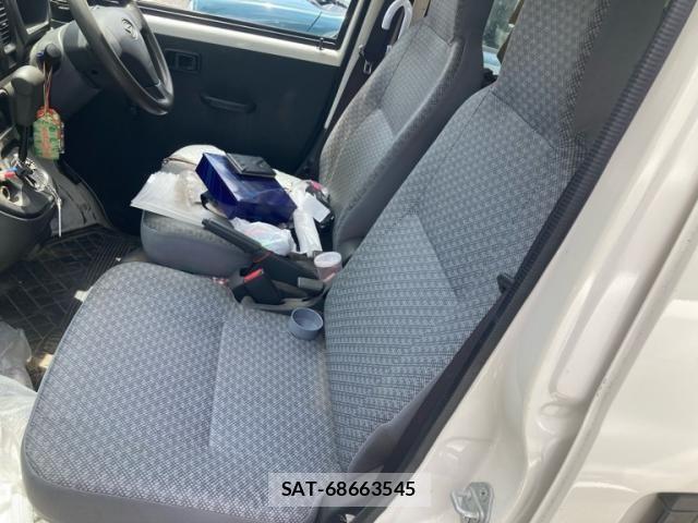 Daihatsu HIJET CARGO 2015-06 8366209-17