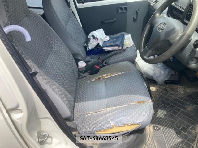 Daihatsu HIJET CARGO 2015-06 8366209-18