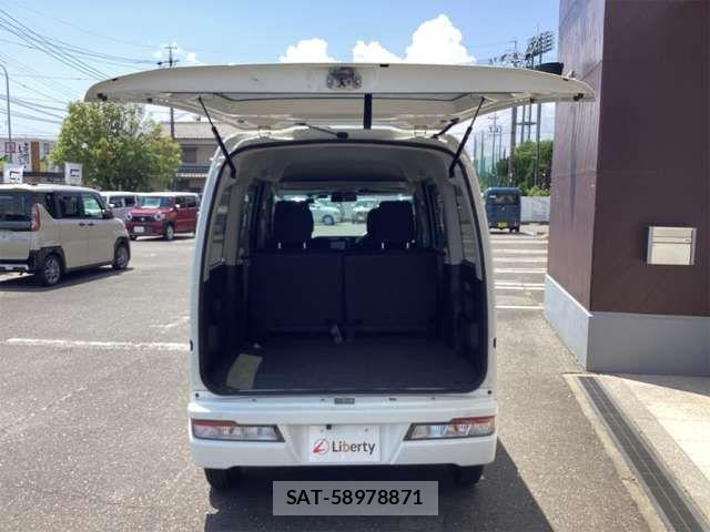 Daihatsu HIJET CARGO 2020-06 8366201-11