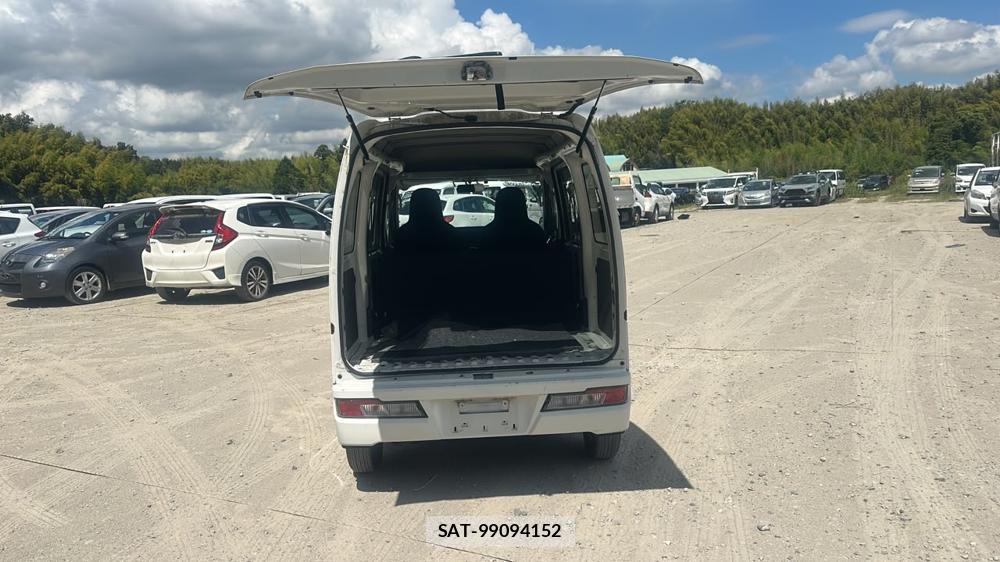 Daihatsu HIJET CARGO 2020-01 7175243-24