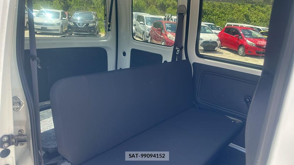Daihatsu HIJET CARGO 2020-01 7175243-8