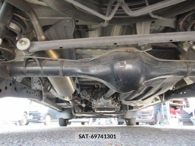 Daihatsu HIJET CARGO 2018-05 8412761-11